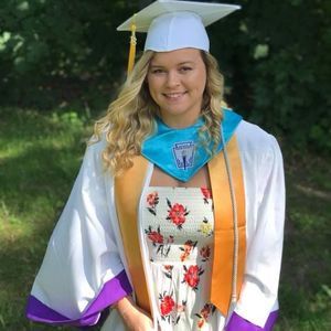 Meet your Posher, Alexus